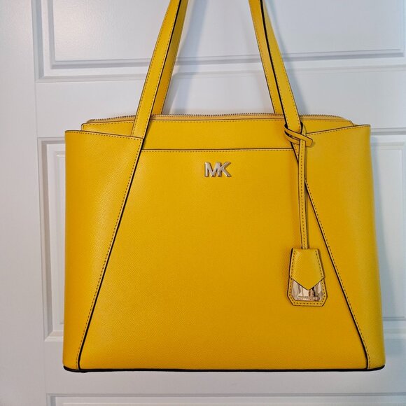 Micheal Kors Yellow Large Shoulder/Tote Bag - Picture 1 of 15
